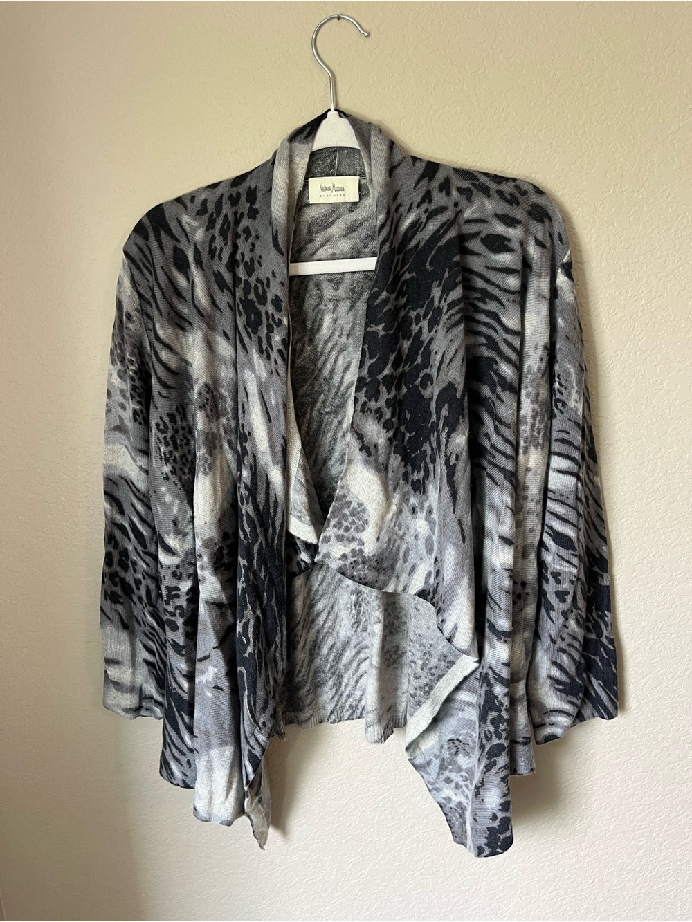 Neiman Marcus Cashmere Animal Print Waterfall Cardigan Leopard Zebra Luxury M